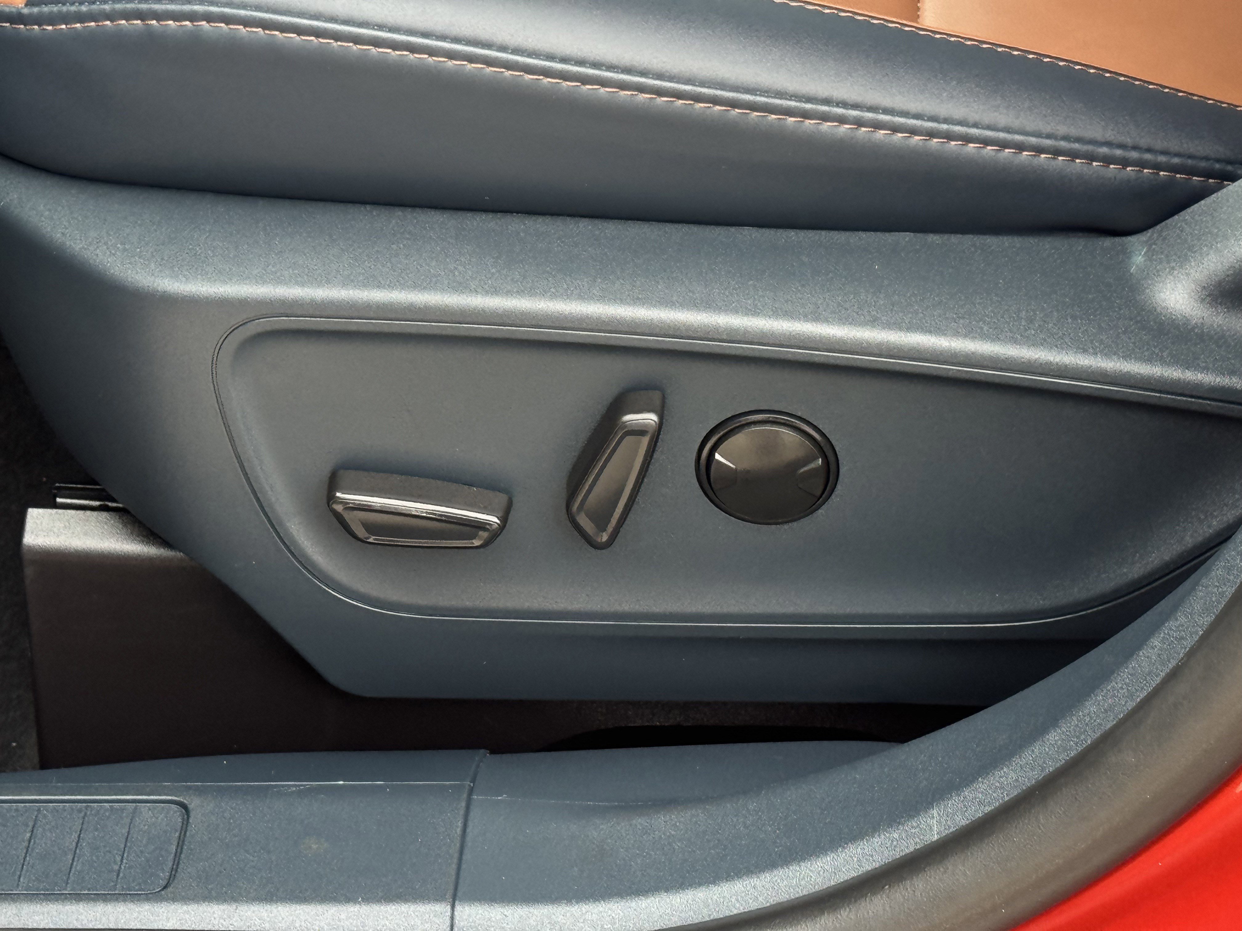 Certified 2022 Ford Maverick Lariat w/ Lariat Luxury Package image 19