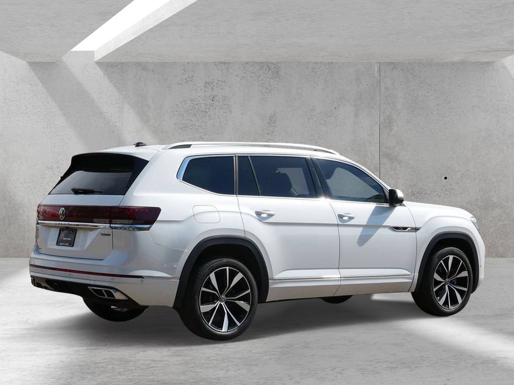 Used 2024 Volkswagen Atlas SEL Premium R-Line AWD/4WD image 3