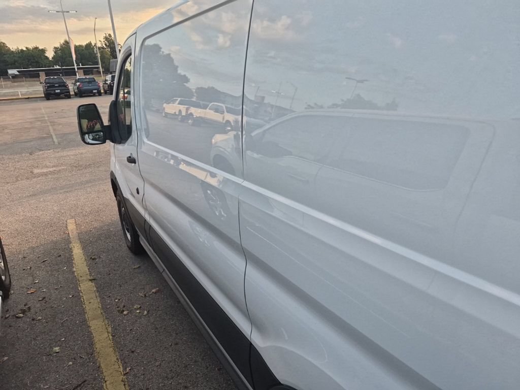 Certified 2023 Ford Transit 350 Low Roof RWD image 9