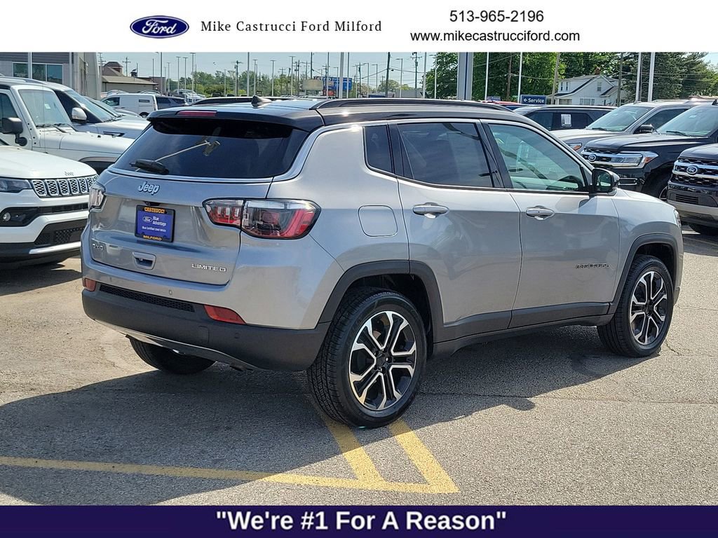 Used 2024 Jeep Compass Limited AWD/4WD image 4