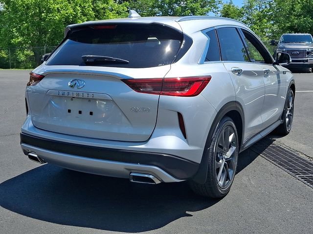 Used 2019 INFINITI QX50 Essential w/ Sensory Package AWD/4WD image 13
