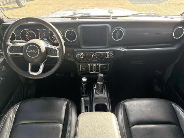 Used 2018 Jeep Wrangler Unlimited Sahara image 12