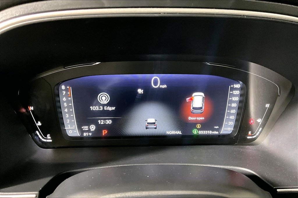 Used 2025 Honda Pilot Elite image 16