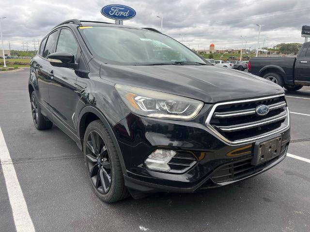 Certified 2017 Ford Escape Titanium AWD/4WD image 1