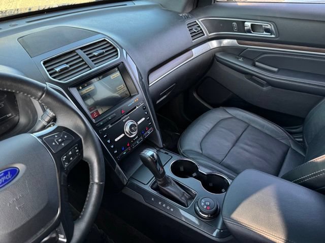 Certified 2017 Ford Explorer Limited AWD/4WD image 17
