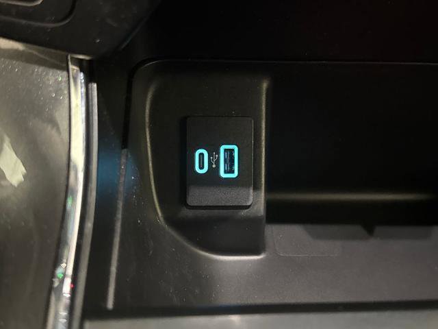 Certified 2023 Ford F150 XLT w/ Equipment Group 302A High image 30