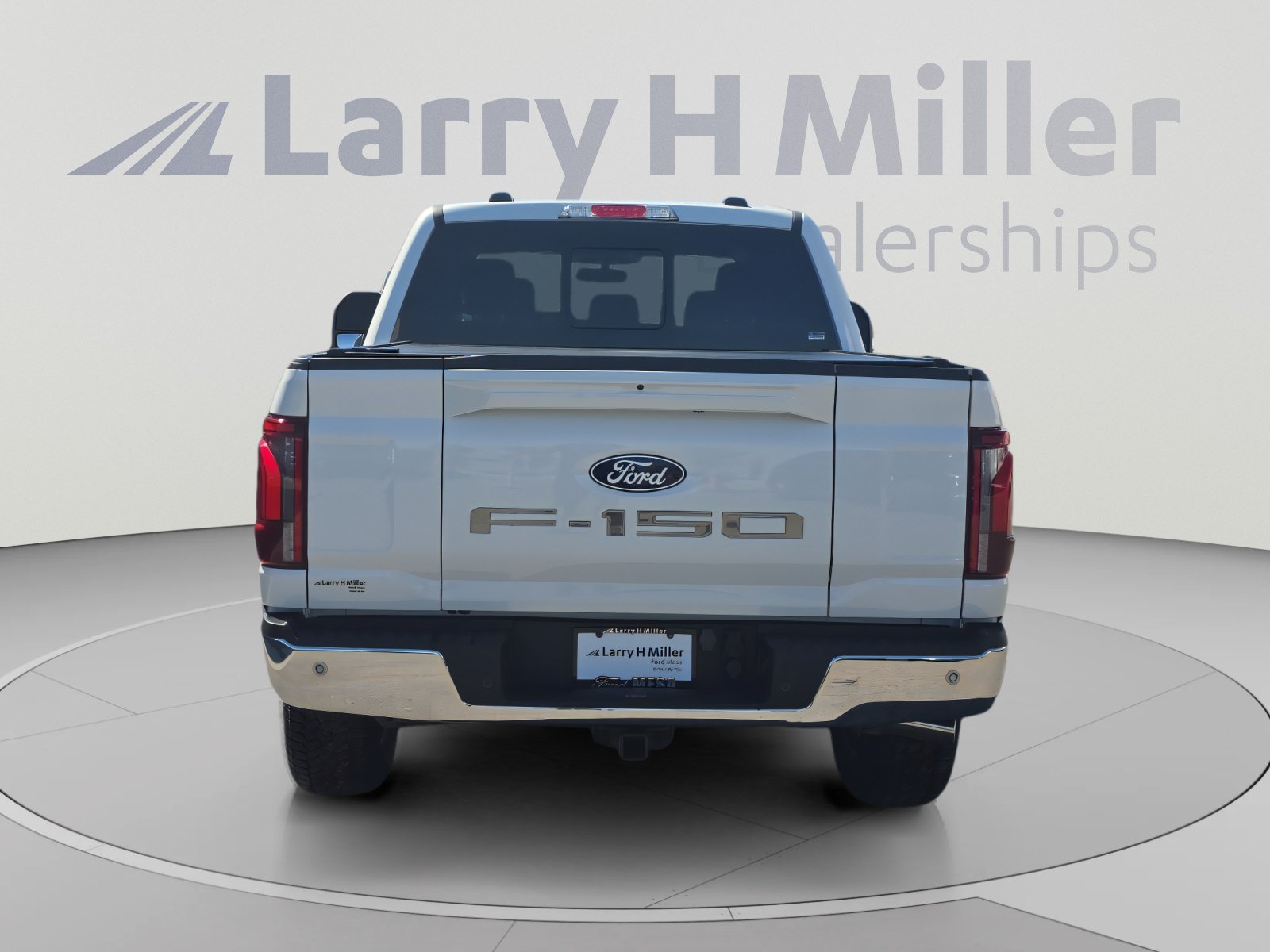 Certified 2024 Ford F150 Lariat w/ Bed Utility Package AWD/4WD image 4