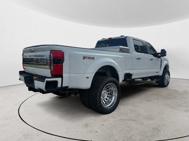 Certified 2025 Ford F450 Platinum w/ Platinum Plus Package AWD/4WD image 8