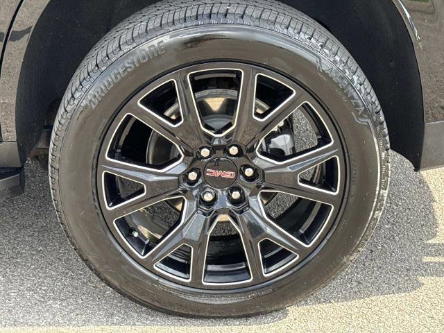 Used 2024 GMC Yukon Denali AWD/4WD image 9