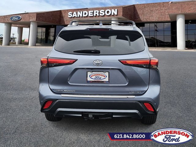 Used 2021 Toyota Highlander Limited image 4