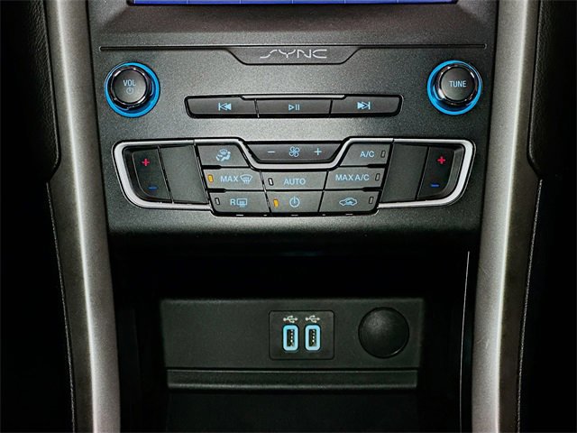 Certified 2020 Ford Fusion SE image 13