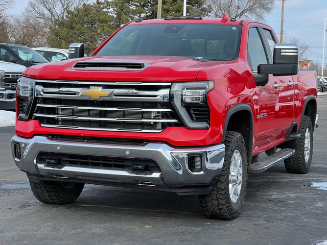 Used 2024 Chevrolet Silverado 2500 LTZ w/ LTZ Plus Package image 6