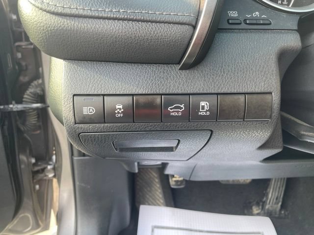 Used 2024 Toyota Camry LE FWD image 11