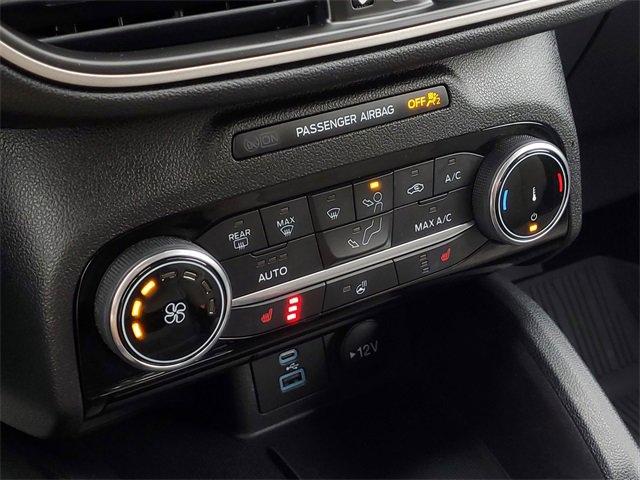 Certified 2022 Ford Escape SE w/ Cold Weather Package image 22