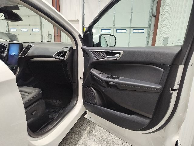 Certified 2024 Ford Edge SEL w/ Convenience Package AWD/4WD image 18