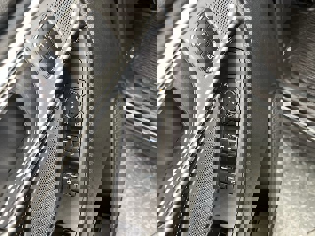 Certified 2020 Ford Explorer ST w/ ST Street Pack image 11