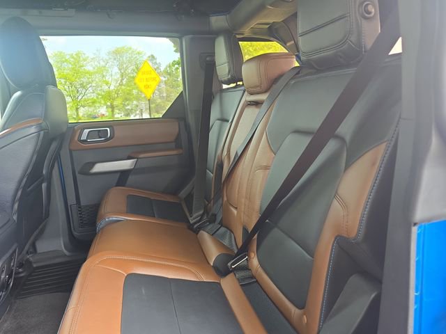 Certified 2022 Ford Bronco Outer Banks w/ Sasquatch Package AWD/4WD image 25
