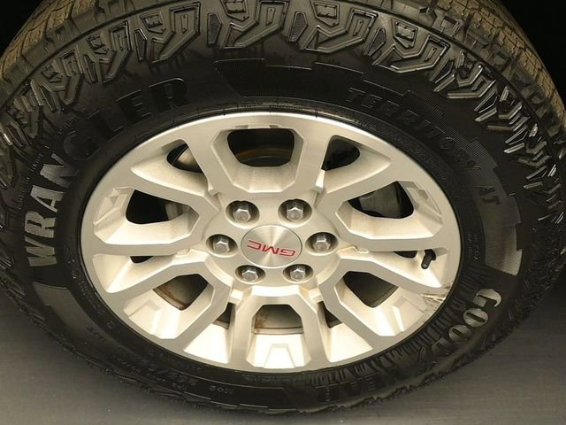 Used 2019 GMC Yukon XL SLT image 14