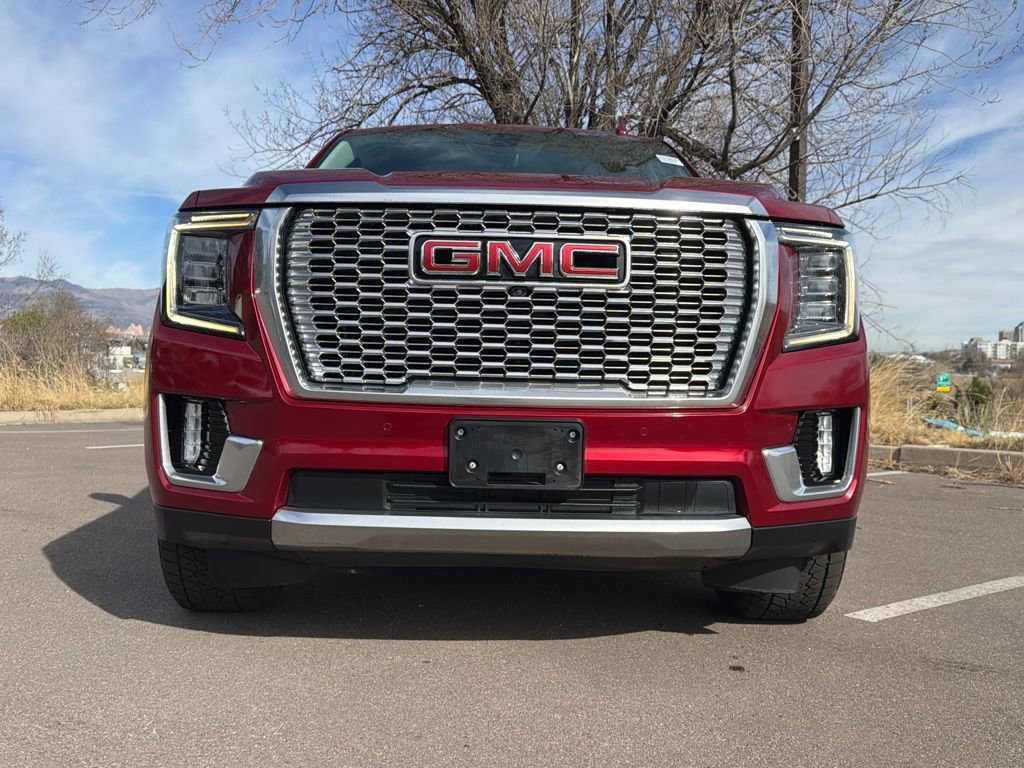 Used 2021 GMC Yukon Denali w/ Advanced Technology Package image 8