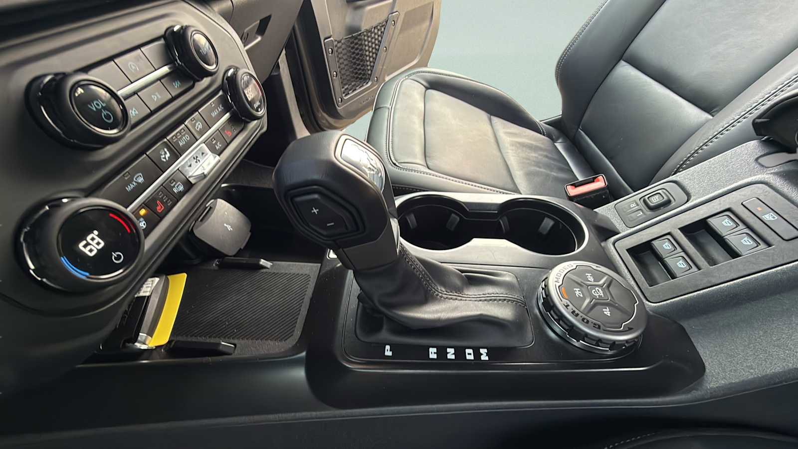 Certified 2025 Ford Bronco Outer Banks image 29