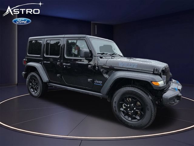 Used 2023 Jeep Wrangler Unlimited w/ Cold Weather Group AWD/4WD image 1