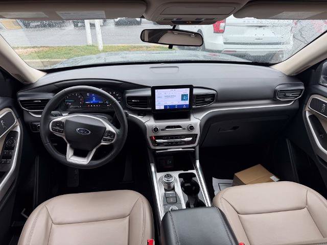 Certified 2024 Ford Explorer XLT w/ Equipment Group 202A AWD/4WD image 15