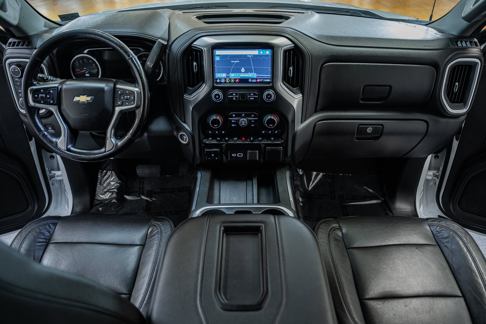 Used 2020 Chevrolet Silverado 1500 LTZ w/ LTZ Premium Package AWD/4WD image 19