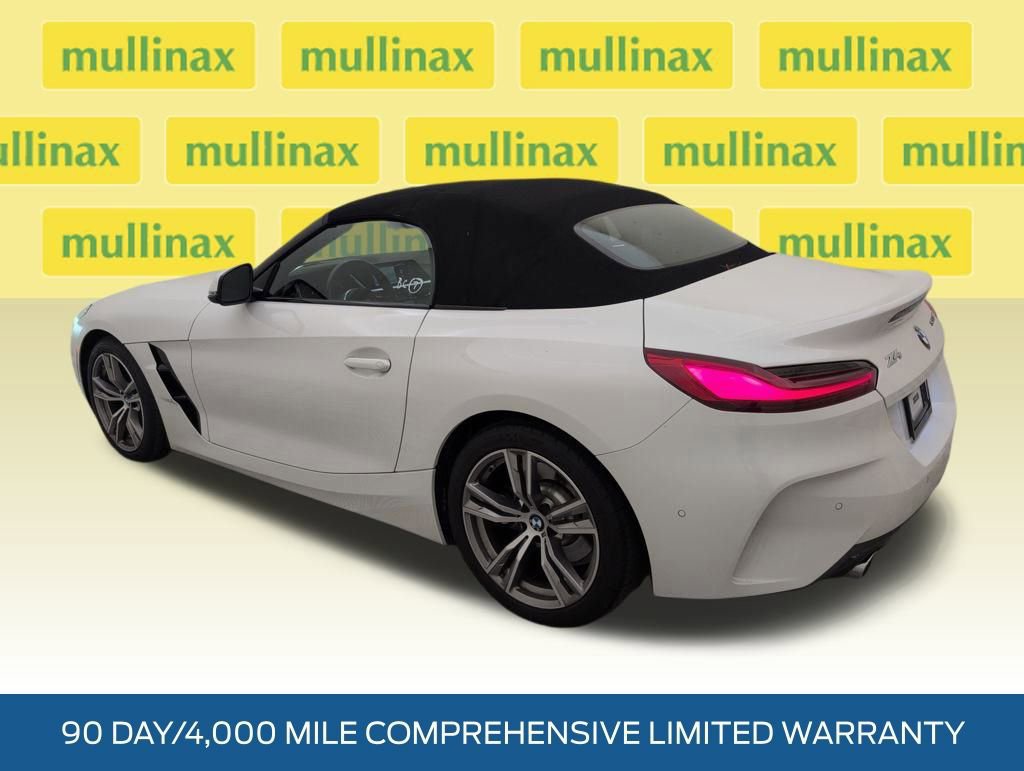 Used 2025 BMW Z4 sDrive30i image 3
