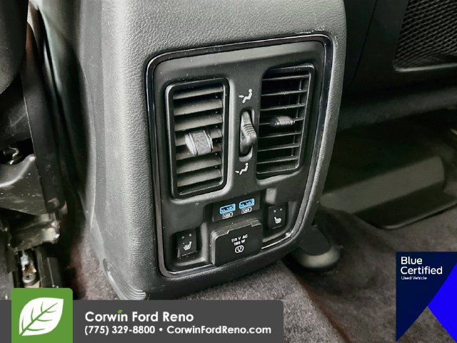 Used 2019 Jeep Grand Cherokee Overland AWD/4WD image 29