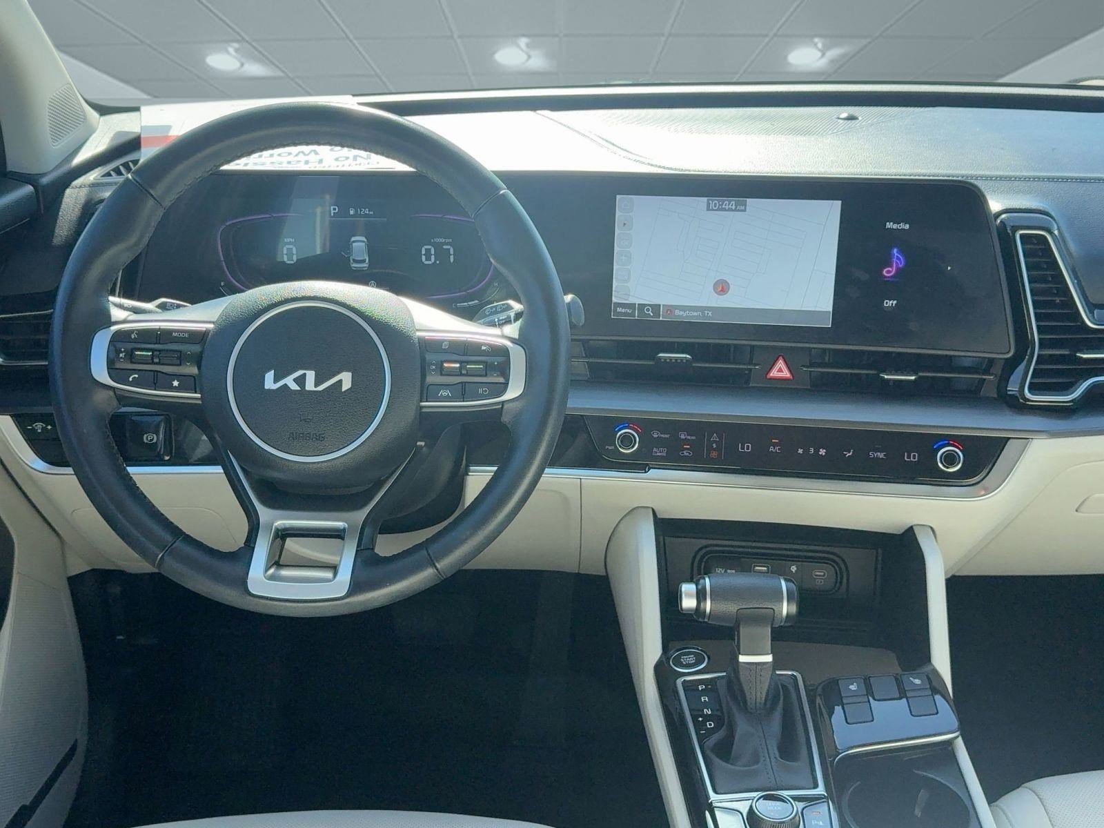 Used 2024 Kia Sportage EX image 28