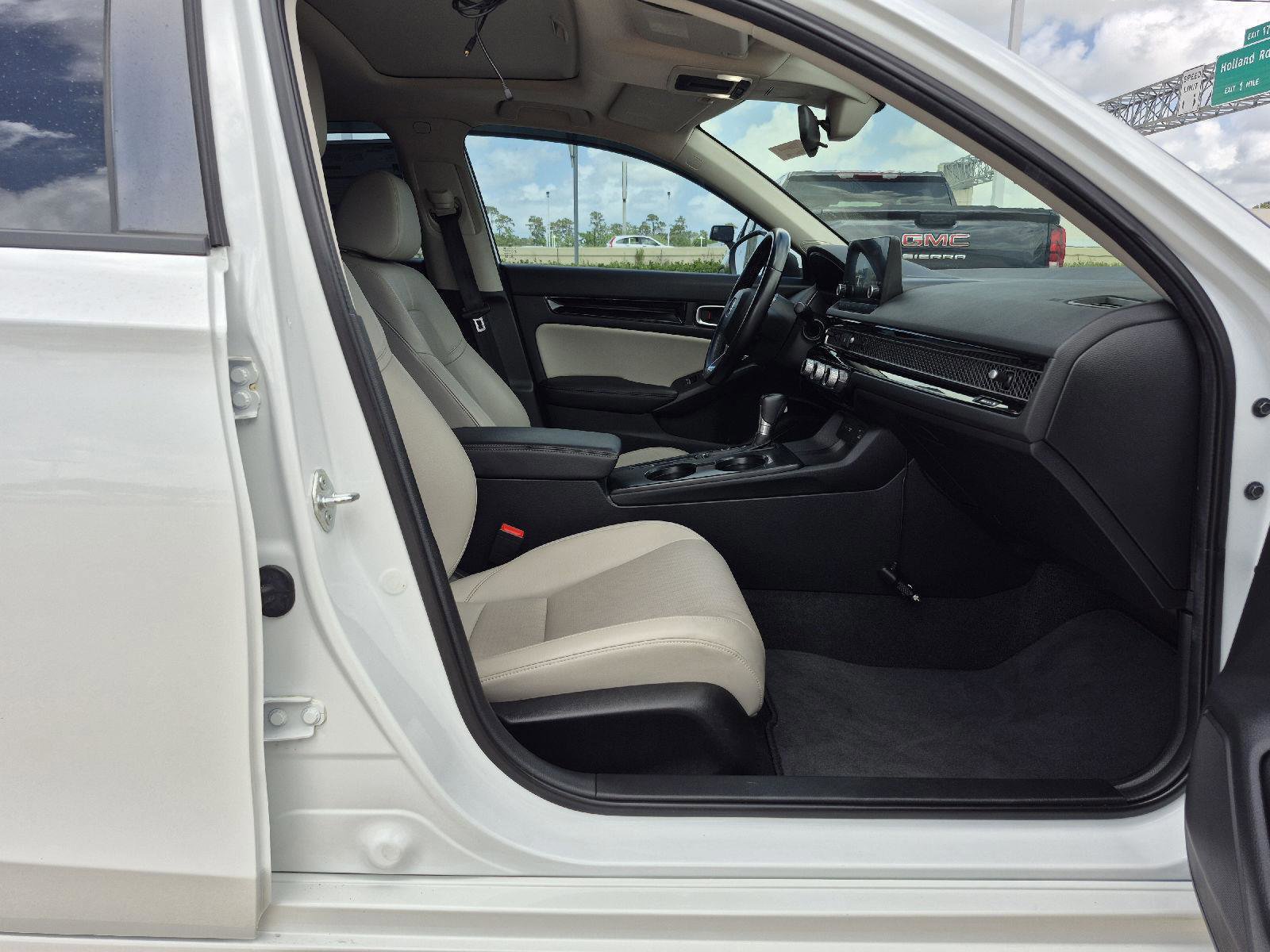 Used 2022 Honda Civic EX-L image 14