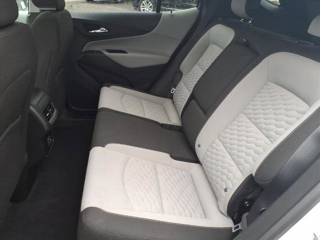 Used 2019 Chevrolet Equinox LS w/ LS Convenience Package image 21