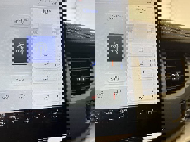 Certified 2023 Ford Expedition XLT image 26