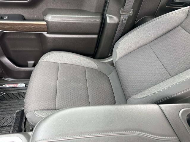 Used 2022 Chevrolet Silverado 1500 LT Trail Boss w/ Safety Package AWD/4WD image 19