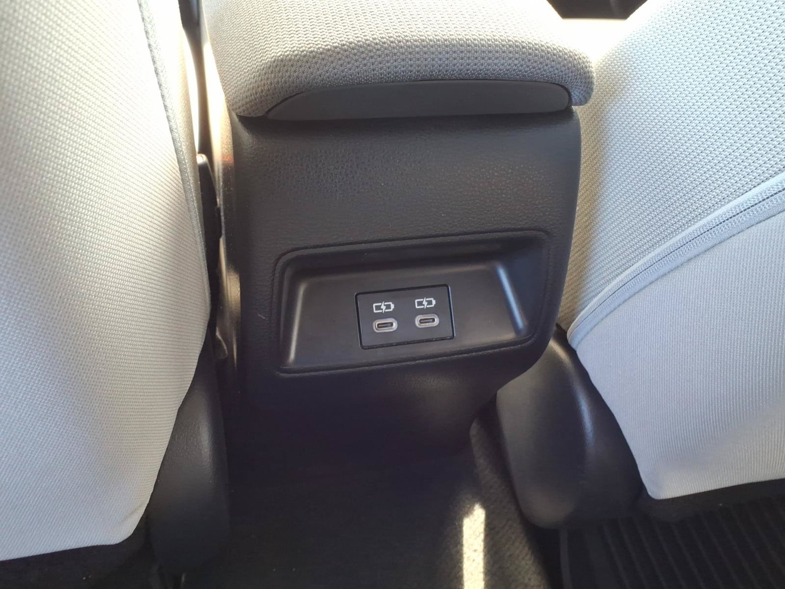 Used 2024 Toyota Corolla LE FWD image 15