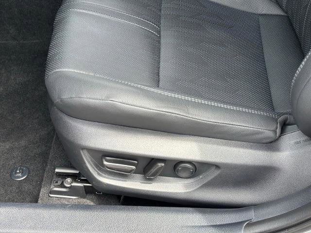 Used 2025 Toyota Camry XSE FWD image 20