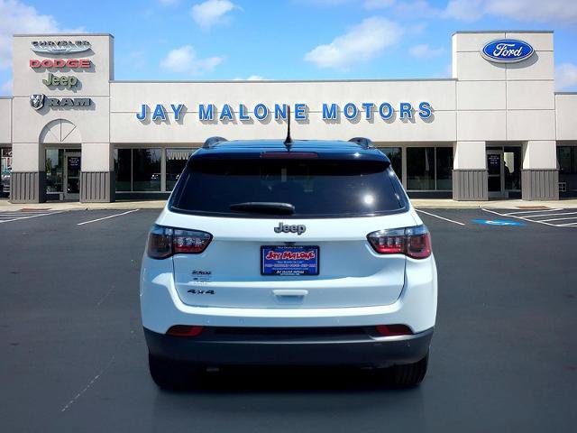 Used 2026 Jeep Compass Limited AWD/4WD image 3