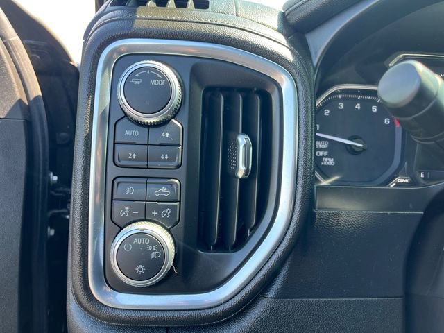 Used 2020 GMC Sierra 1500 Elevation w/ Elevation Value Package AWD/4WD image 17