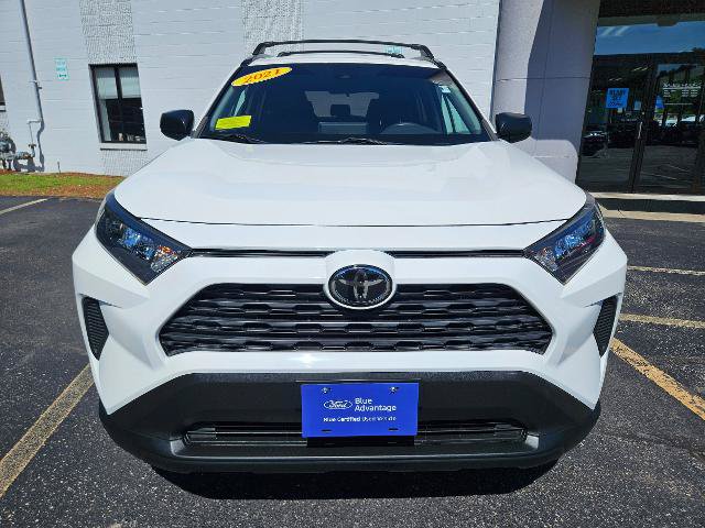 Used 2021 Toyota RAV4 LE w/ Carpet Mat Package (TMS) AWD/4WD image 2