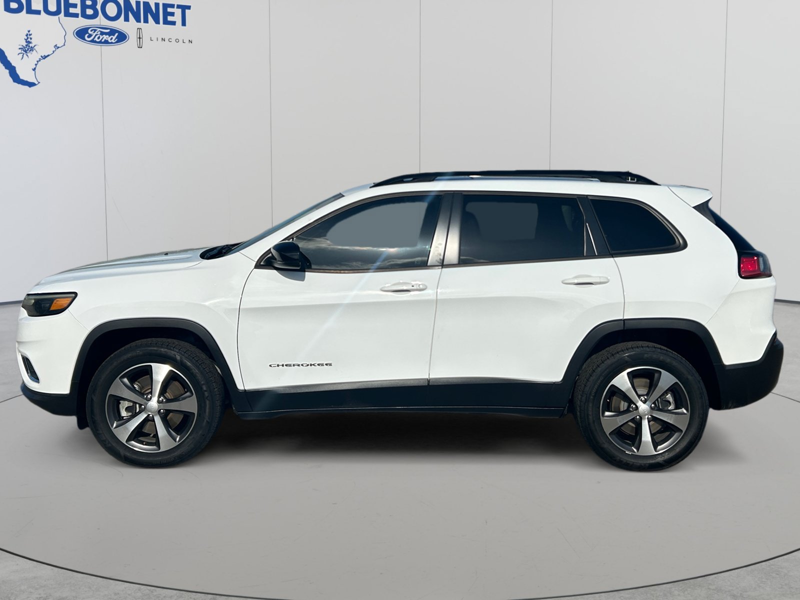 Used 2022 Jeep Cherokee Limited AWD/4WD image 8
