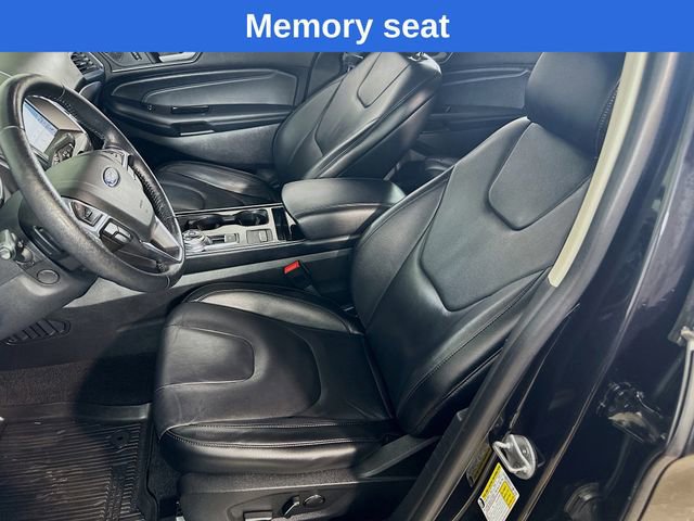 Certified 2019 Ford Edge Titanium w/ Cold Weather Package image 20