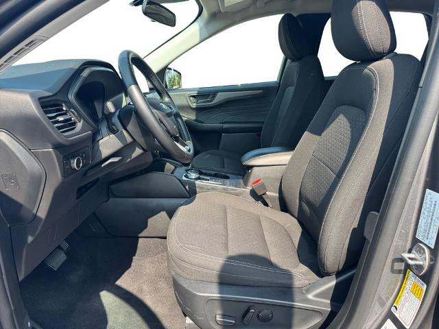 Certified 2024 Ford Escape Active AWD/4WD image 9