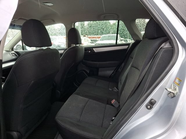 Used 2017 Subaru Outback 2.5i Premium w/ Popular Package #2 AWD/4WD image 10
