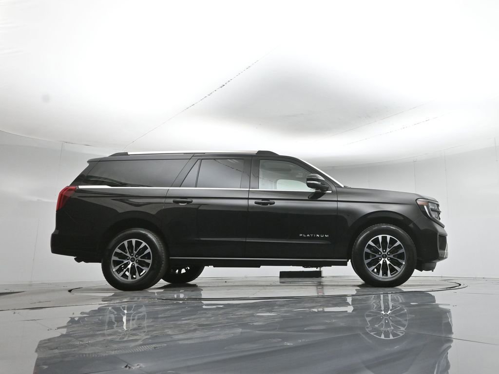 Certified 2025 Ford Expedition Max Platinum image 9