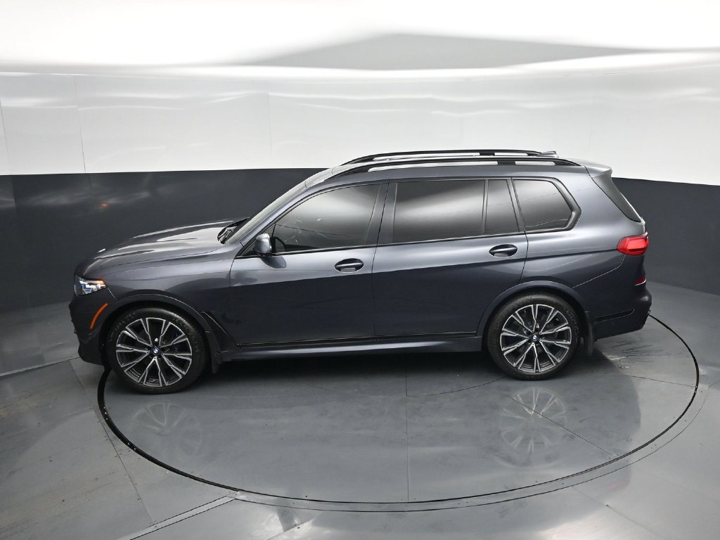 Used 2020 BMW X7 M50i w/ Dynamic Handling Package AWD/4WD image 43