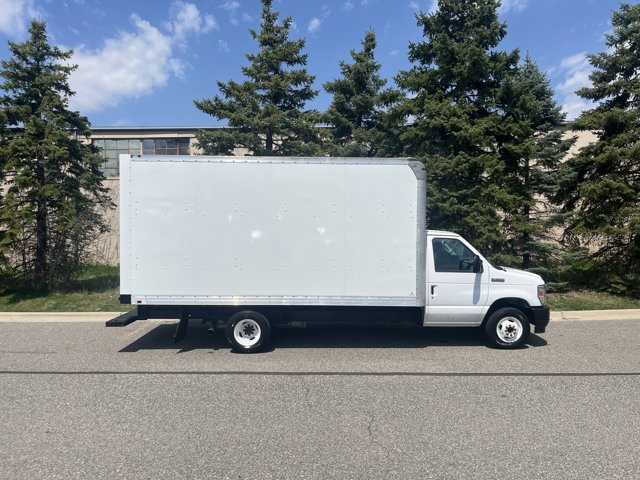 Certified 2021 Ford E-350 and Econoline 350 Super Duty w/ Power Windows & Locks Group RWD image 6