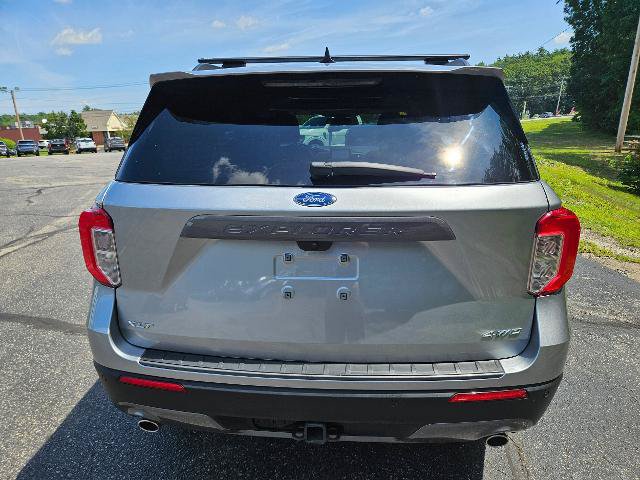 Certified 2023 Ford Explorer XLT w/ Equipment Group 202A AWD/4WD image 6