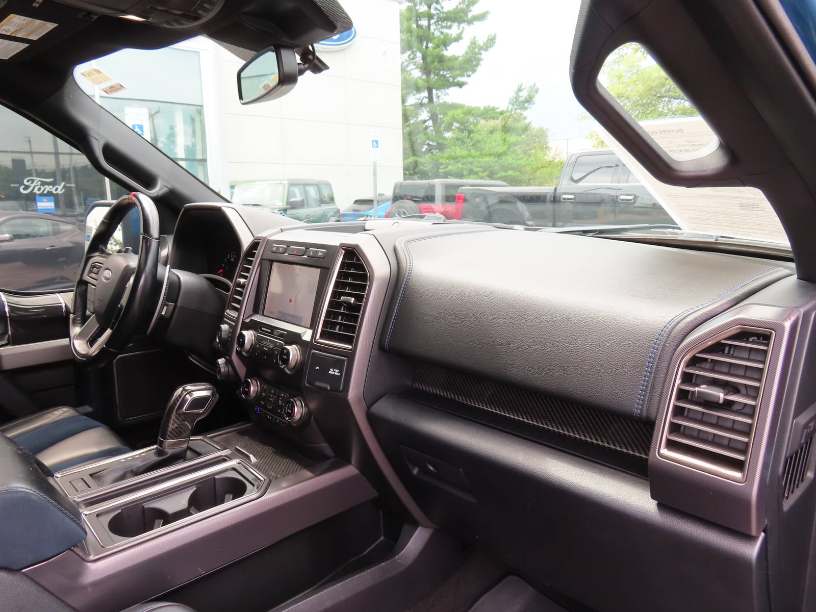 Certified 2019 Ford F150 Raptor w/ Equipment Group 802A Luxury AWD/4WD image 24