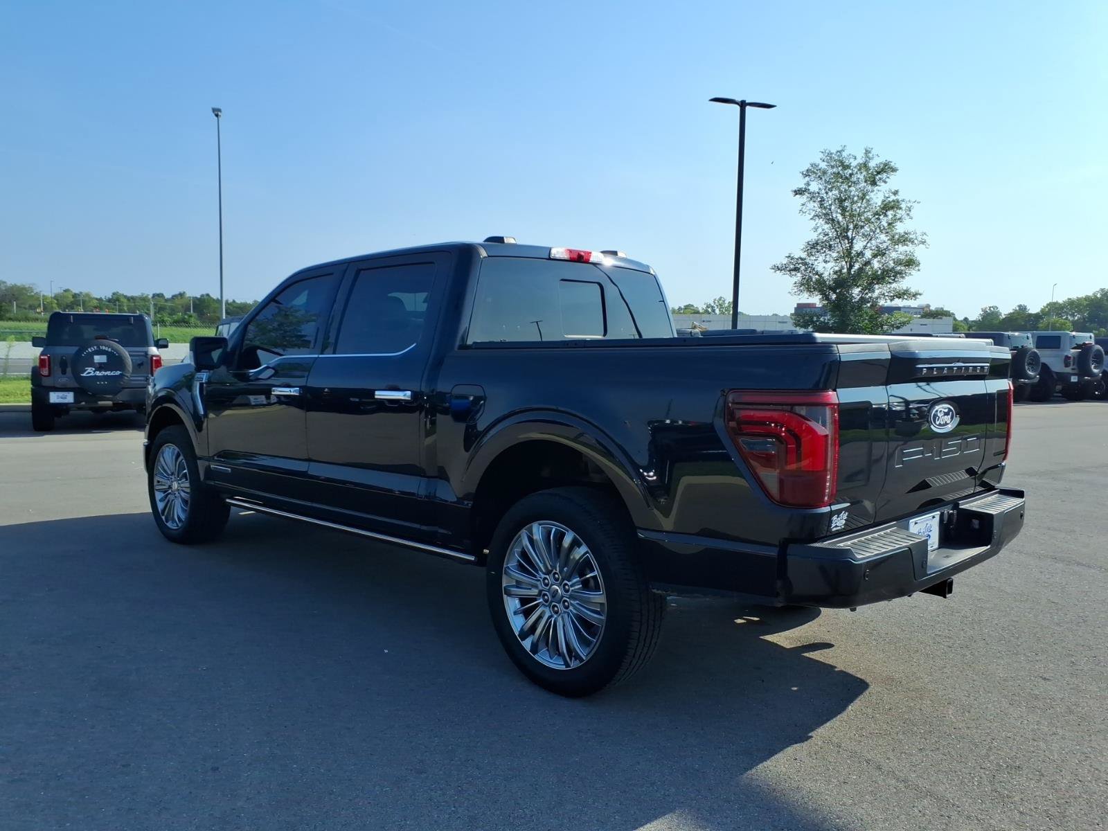Certified 2024 Ford F150 Platinum w/ Equipment Group 703A Plus AWD/4WD image 5