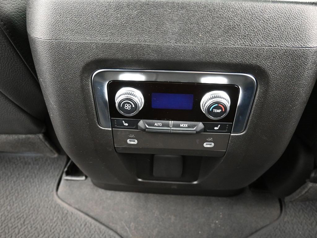 Used 2023 GMC Yukon Denali image 14